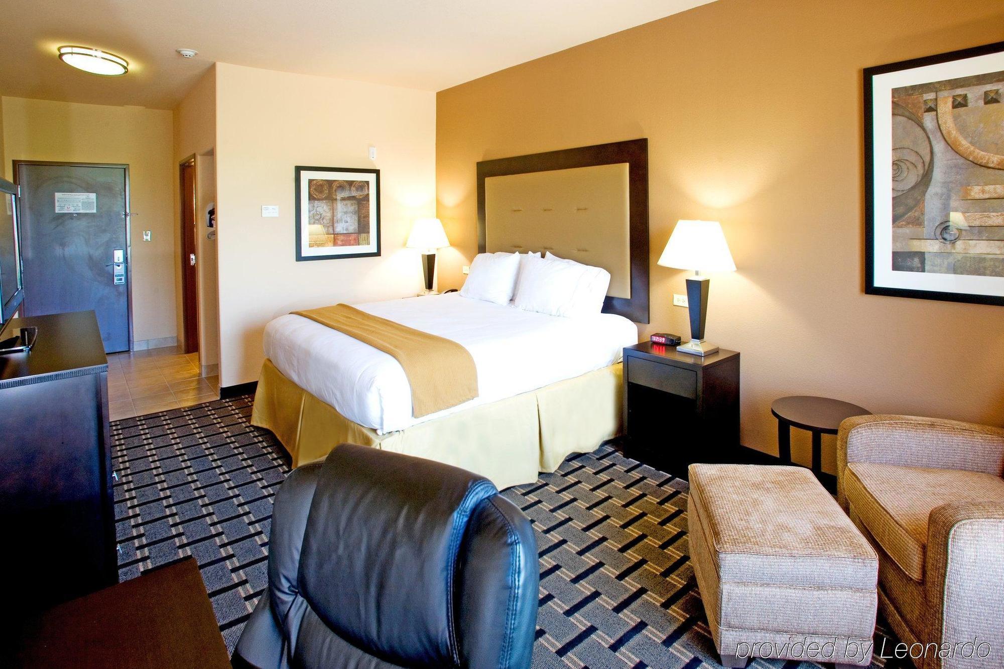 Holiday Inn Express And Suites Beeville By Ihg Zimmer foto